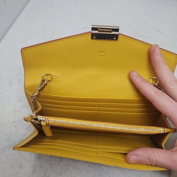 MCM Patricia Embossed Crocodile Yellow Crossbody Wallet Bag= - Picture 5 of 9
